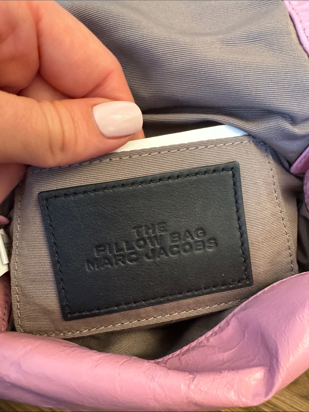 The Marc Jacobs Pillow Bag - Picture 3 of 9